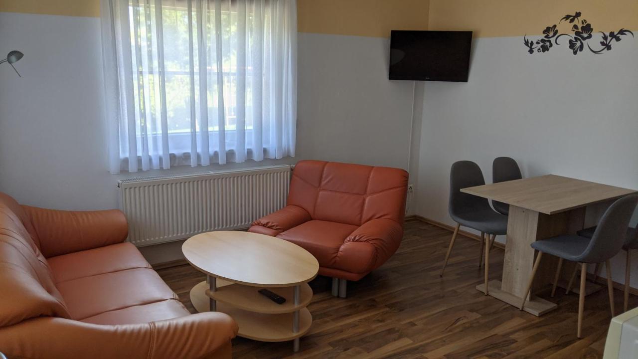 Ferienwohnung May Dorfchemnitz Ngoại thất bức ảnh